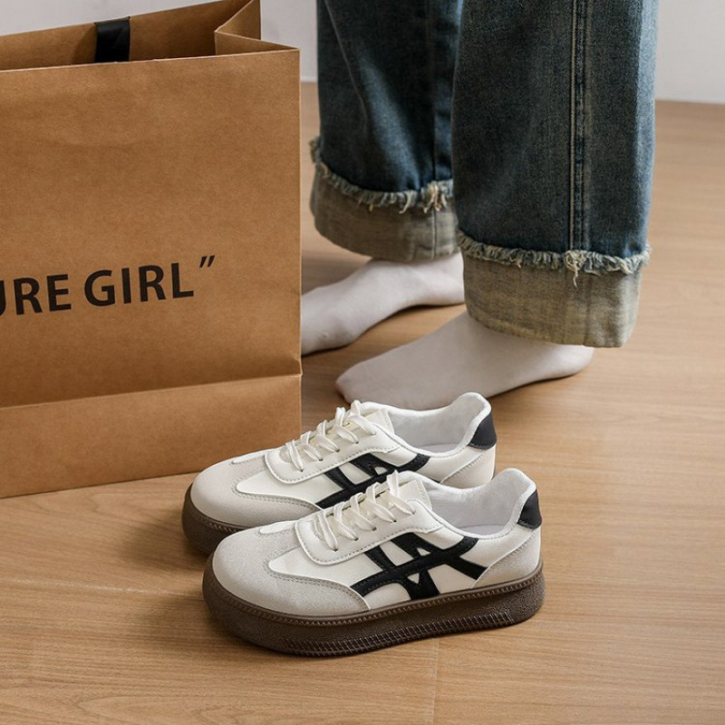 New Style Casual Sneakers for Women, Lace-Up Student Shoes, Thick-Soled, Comfortable, Round-Toe, Color-Blocked White Shoes, Breathable and Versatile New Style Casual Sneakers for Women, Lace-Up Student Shoes, Thick-Soled, Comfortable, Round-Toe, Color-Blocked White Shoes, Breathable and Versatile
