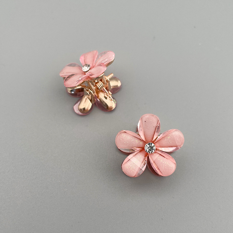 精巧なミニ花の小さいサイズのつかみは甘いです。|undefined