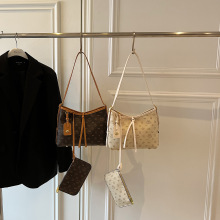 ������Ů���μ����2025�¿�б����������ϻ����ذ�ͨ����Ϧ�Y��