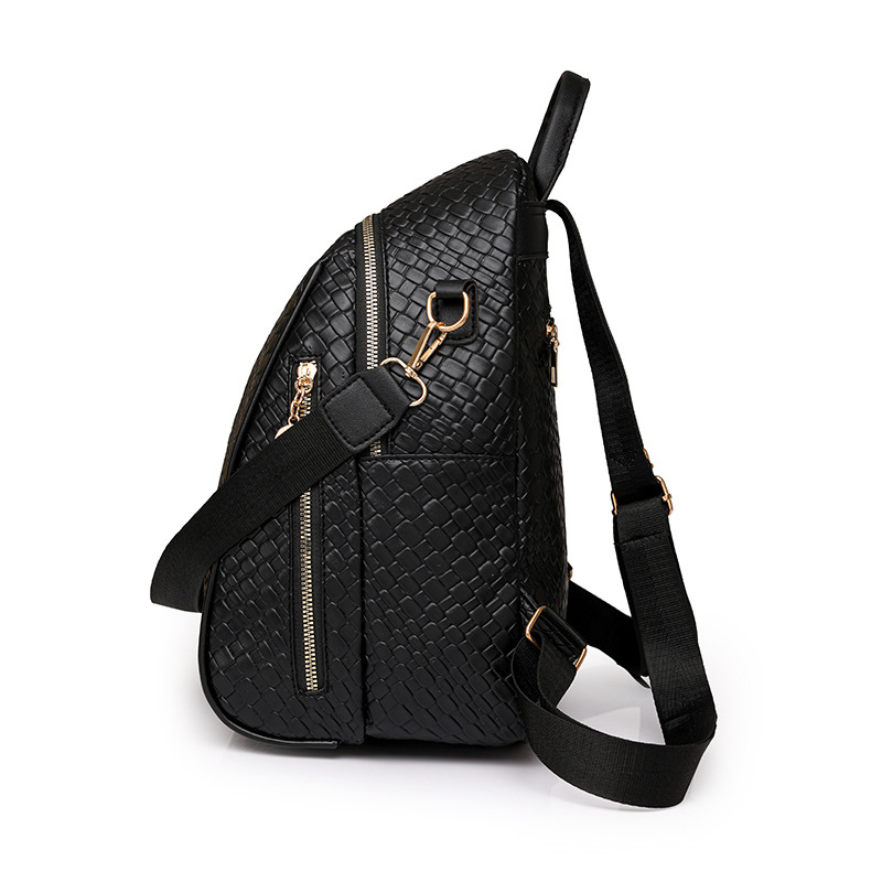 2024 exportación nueva mochila de cuero suave tejida para mujer moda y simple mochila de viaje al aire libre de doble uso marea