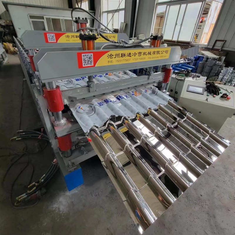 联进冷弯机械不锈钢仿树脂瓦设备 屋顶建材生产 仿古琉璃瓦压瓦机