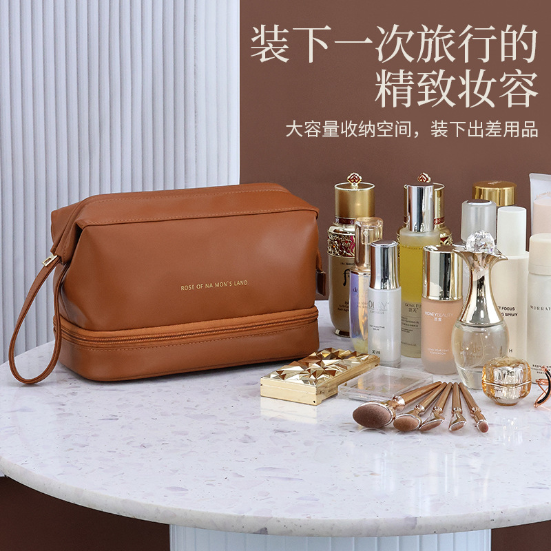 La nueva bolsa de lavado Maillard PU es impermeable y portátil de gran capacidad para damas retro, bolsa de almacenamiento de viaje de alto valor