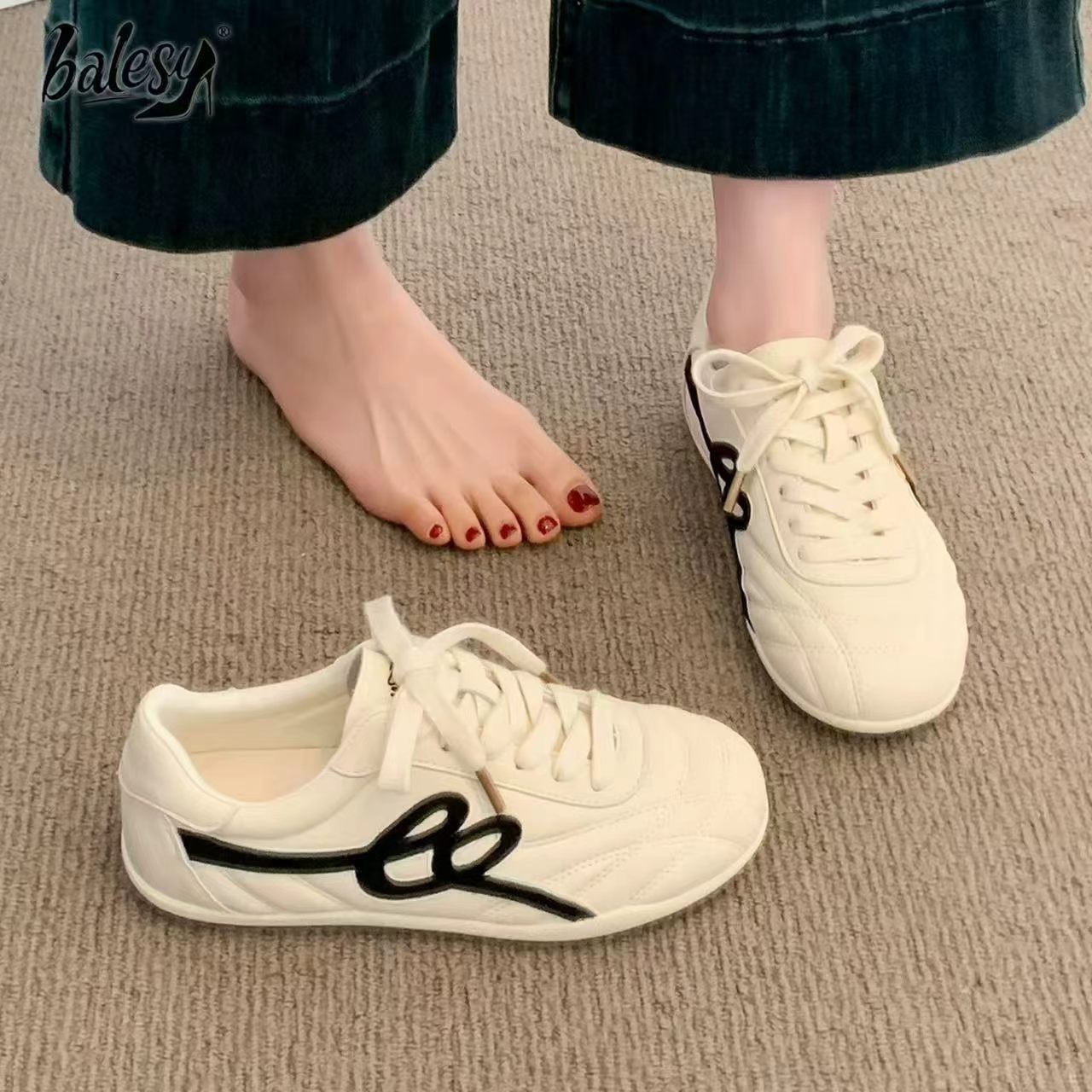 Zapatos de entrenamiento alemán retro de fondo plano versátil para mujeres primavera de 2026 nuevos zapatos deportivos de estudiantes feos y lindos zapatos casuales Gump