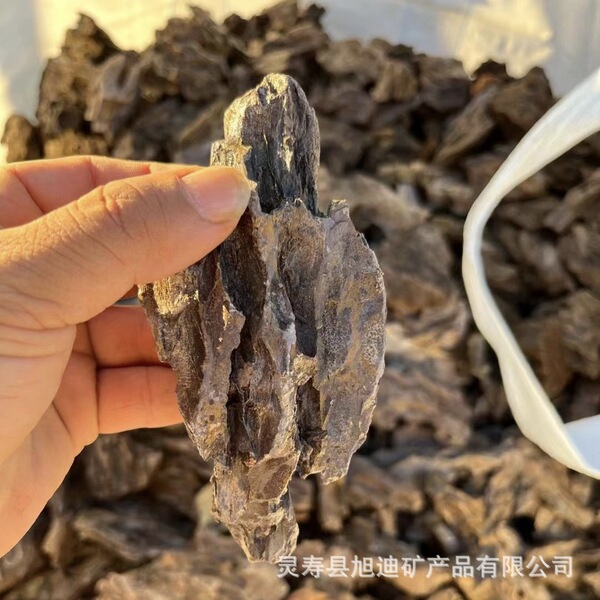 Wholesale pine skin stone