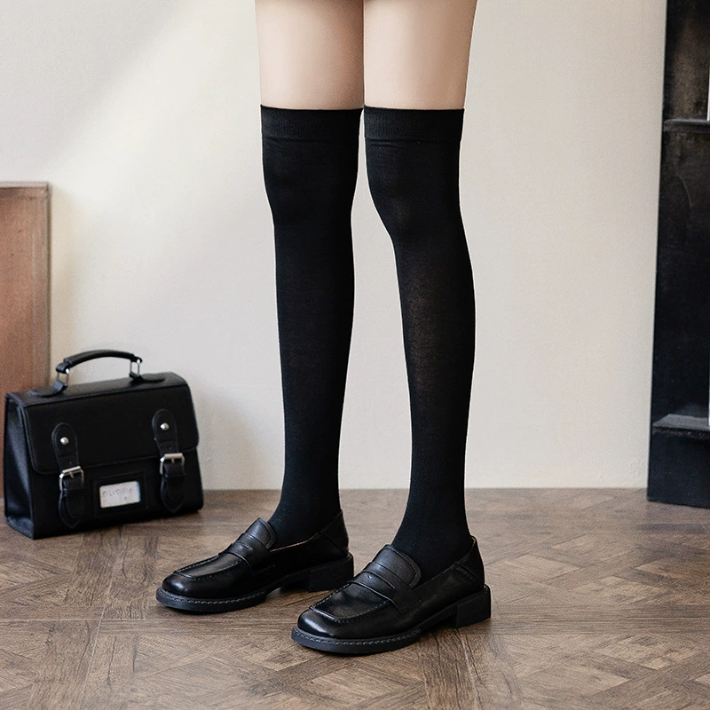 Brand autumn Japanese school skirt, knee socks
