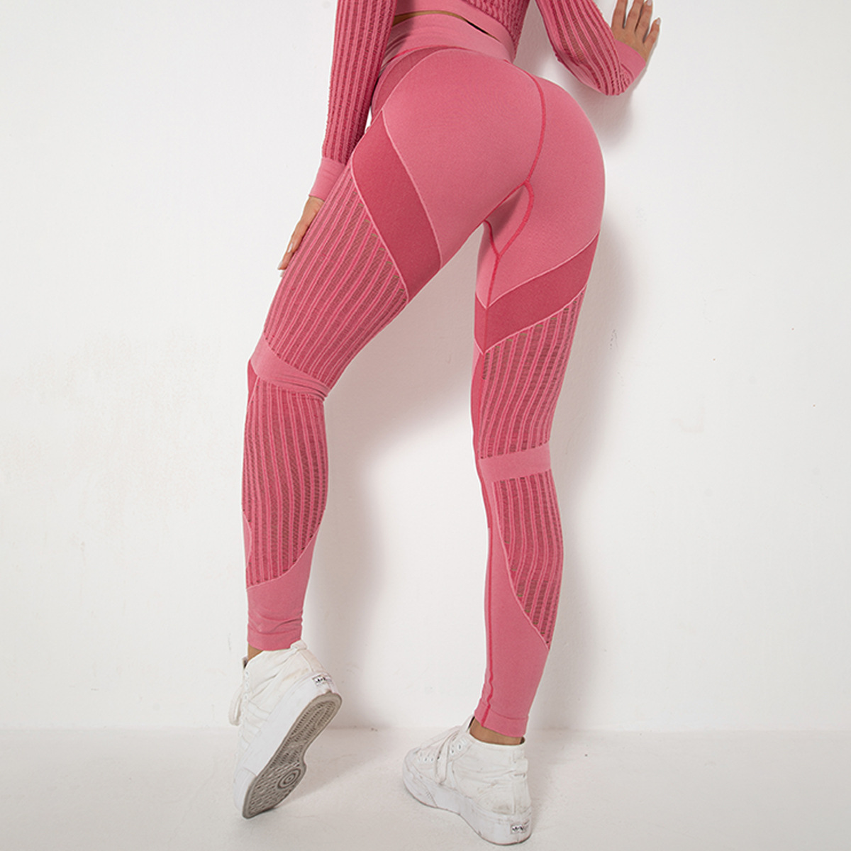 Women's Knitted Quick-drying Hollow Yoga Fitness Pants High Waist Hip Tight Sports Yoga Pants In Stock_voghion.com