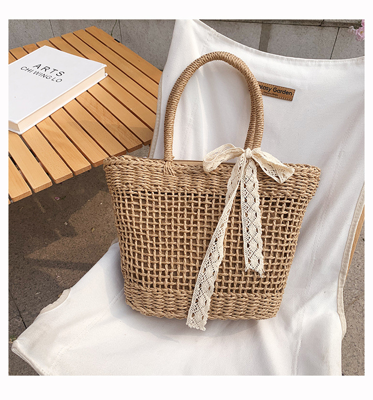 Fashion Portable Retro Straw Woven Bag Beach Bag 39*27*11cm display picture 1