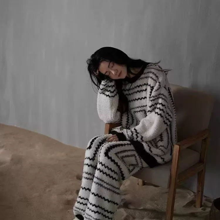 秋冬款半边绒电视机睡衣女秋冬保暖休闲开衫长袖外穿居家服套装