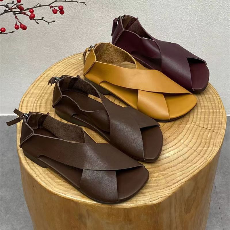 Summer retro universal casual sandals made of soft leather flat with…