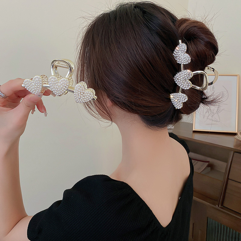 43g Weight Hair Claws Hair Accessories Type 1 Piece Quantity Daily Occasion Alloy Material Heart Shape Pattern Women's Gender Sweet Style Women's Sweet Heart Shape Alloy Hair Claws 无