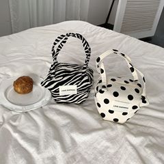2824 New Instagram Style Fashion Polka Dot Contrast Handheld Tote Bag Retro Fairy Strolling Bag Mother-in-Law Bag