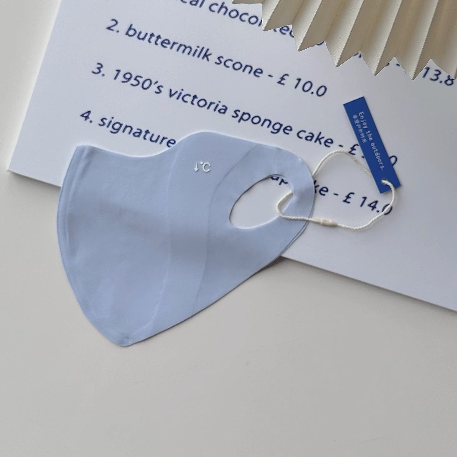 Máscara de protección solar con sensación de hielo upf50 + máscara de protección ocular contra rayos ultravioleta hielo 3D marea tridimensional de alto valor facial femenino en verano