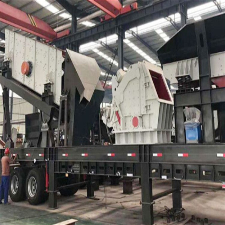 建筑垃圾移动大口径反击式破碎机 河卵石移动大口径破碎站