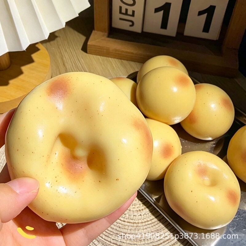 Shapeable potato squishy toy for stress relief, slow rebound noisy toy, handmade ball, building block ball, Halloween party
