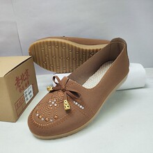 老北京布鞋牛筋底中老年女鞋软底女单鞋透气革妈妈鞋秋款