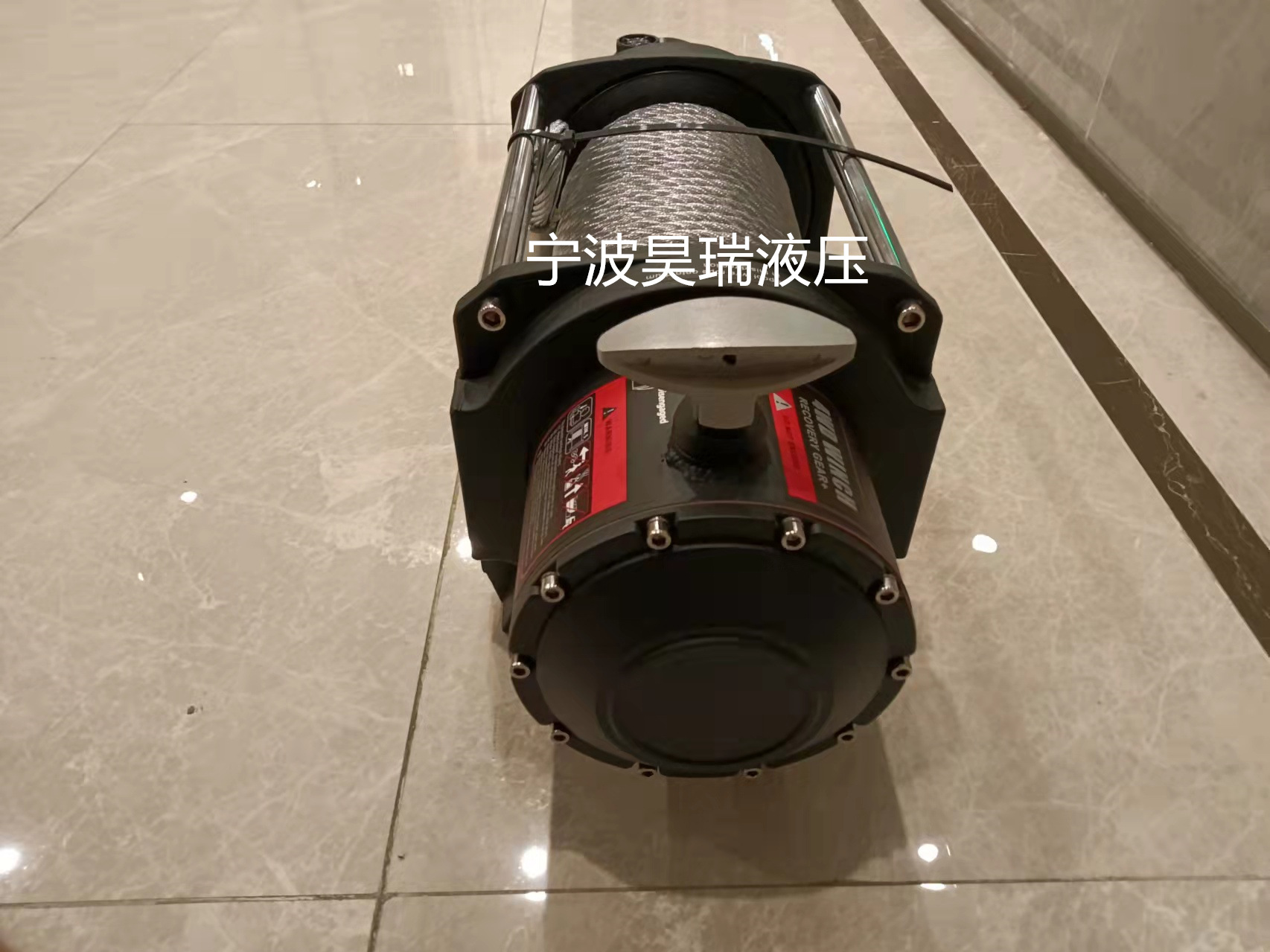 d9ee7fda73a8c8e41439df92954d83