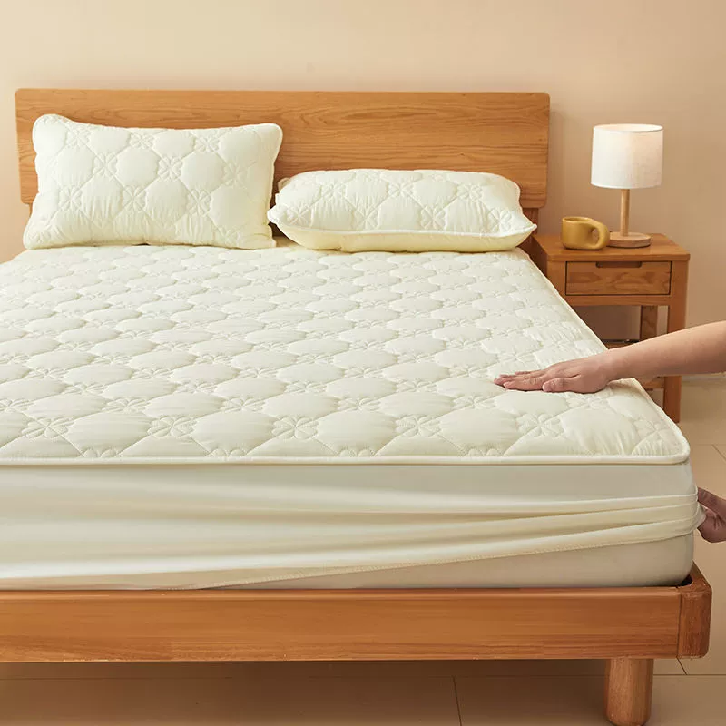 Breathable quilted sheet, dustproof bedspread, mattress, protective cover