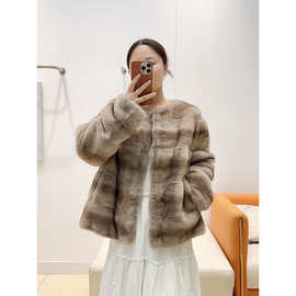 2025进口水貂整貂女款双口袋圆领皮草外套设计简约大方轻奢时尚潮