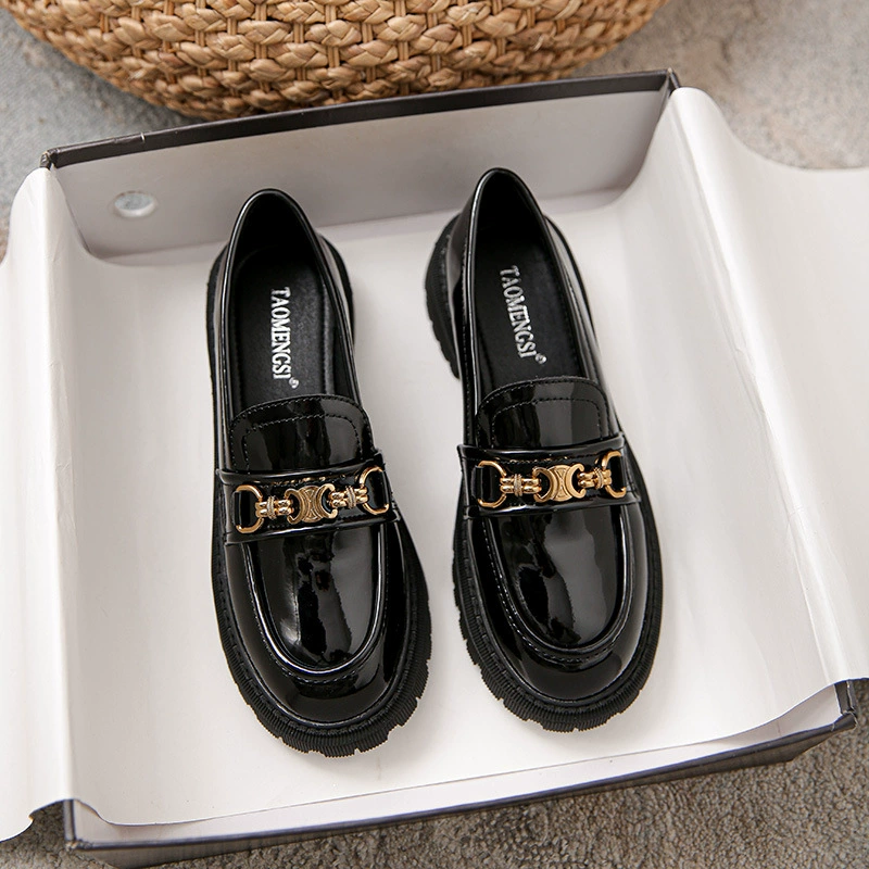 Виноградная мама с 2023 осень и зима новые черные лоферы на толстом каблуке в британском стиле с толстой подошвой маленькие кожаные туфли женские туфли больших размеров