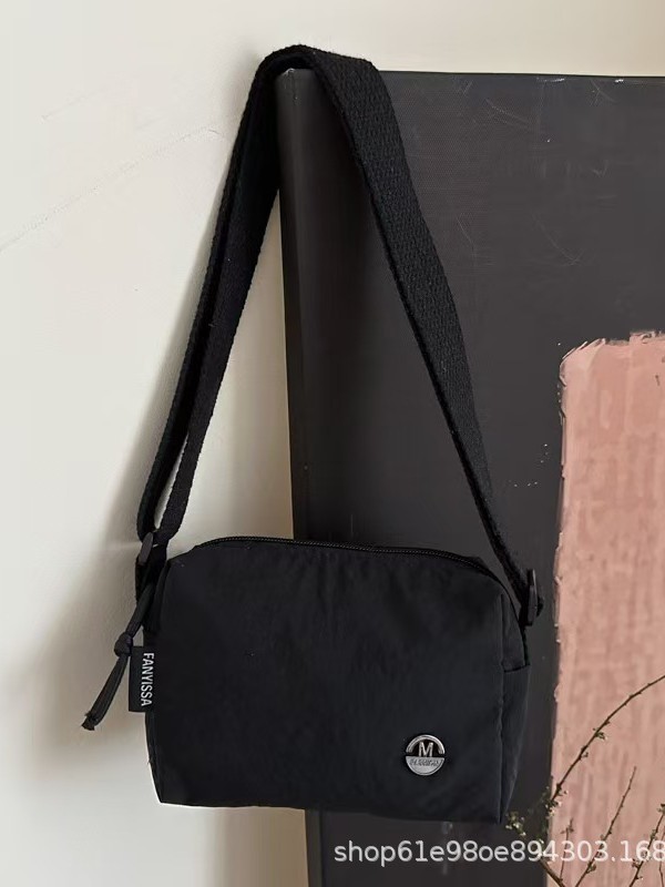 Crossbody Bag for Women, Lightweight Commuter Small Shoulder Bag, Japanese-Style Workwear Single-Shoulder Bag, Simple Solid Color Sports Waist Bag, Casual Chest Bag