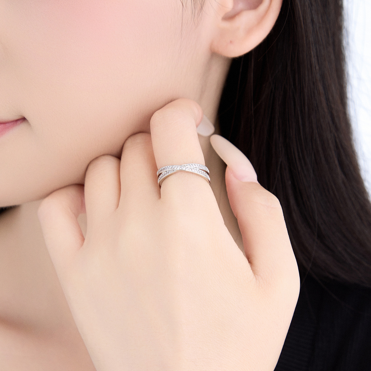 Anillo Cruzado de Aleación para Mujeres image 4