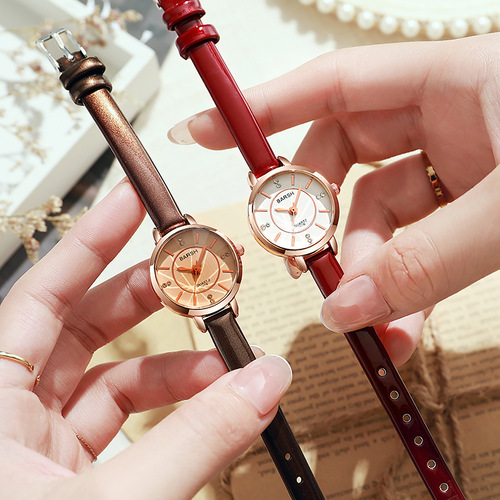 New Arrival Fashion Niche Student Women's Round Watch for Ladies, Elegant Leather Strap, High-End Lightweight Luxury Quartz Watch