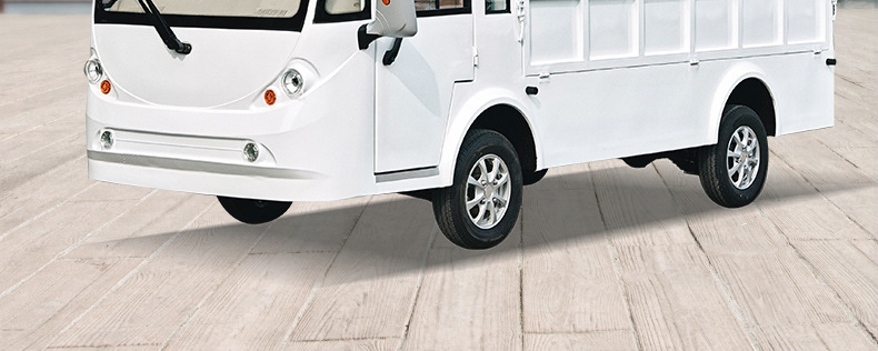 Electric Pickup Trucks Within the Factory Can Be Unloaded from Trucks and Support Customized Modifications to Factory Workshop Operating Pickup Trucks