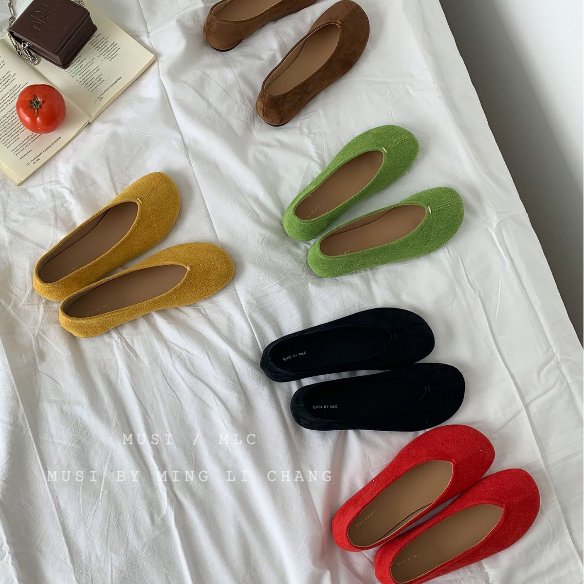 2025 Early Autumn New Round-Toe Women's Shoes, Ultra-Soft Leather Suede Flat Granny Shoes, Versatile
