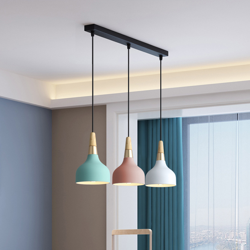 餐厅灯吊灯三头马卡龙北欧风格长盘现代简约创意个性网红床头灯具
