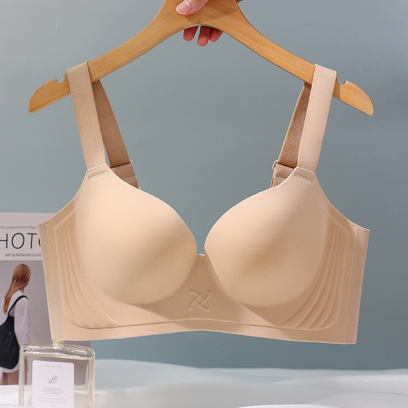 Plus size bra chubby girl underwear Women's Big chest small cloud feeling Cup comfortable three-dimensional stylish built-in massage bra