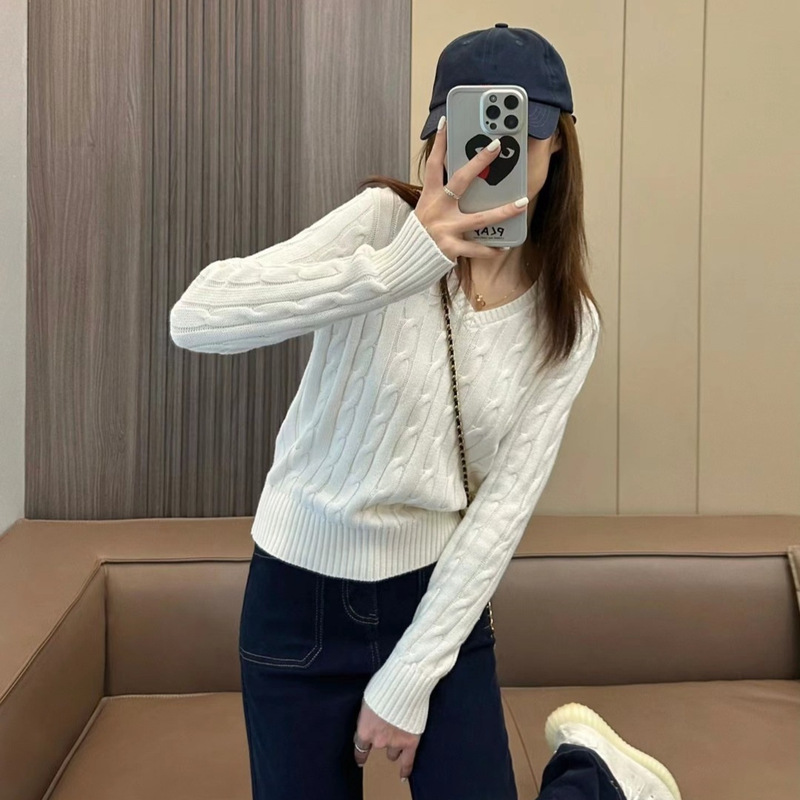High-Quality/Scannable Qr Code Raff Hemp Flower V-Neck Knitted Sweater with Small Embroidery and Cable Pattern for Women