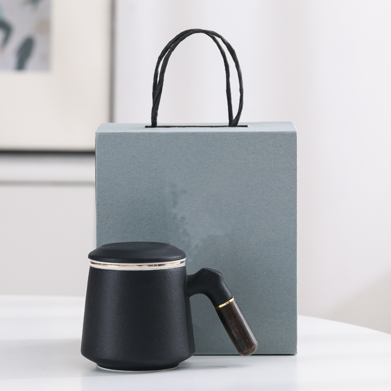 Lubao con tres piezas de taza de cerámica con taza de regalo de mano con taza de té con tapa de té con logotipo tallado