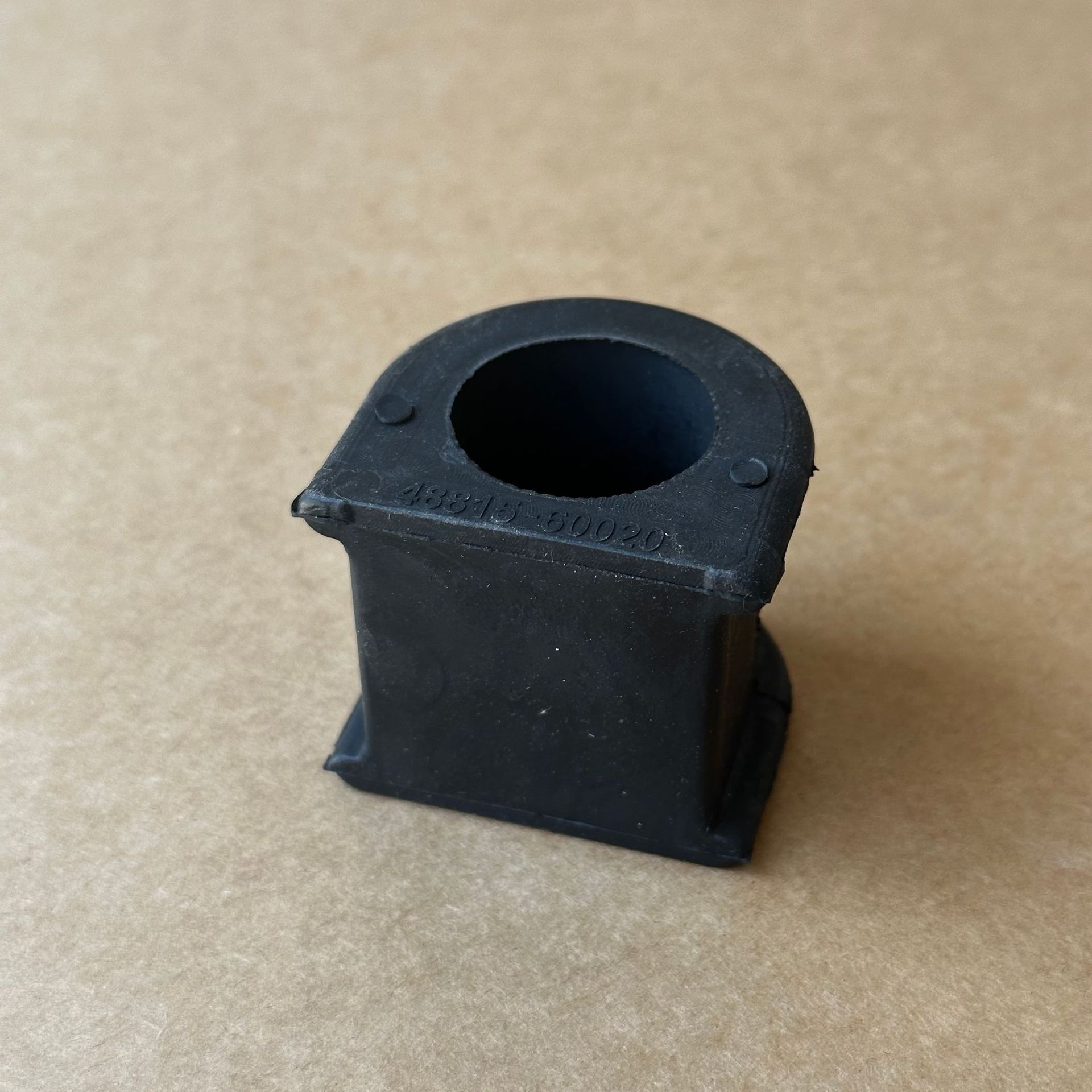 48815-60020 Buje de barra de equilibrio para Toyota Land Cruiser FJ / HZJ75 Koster XZB51