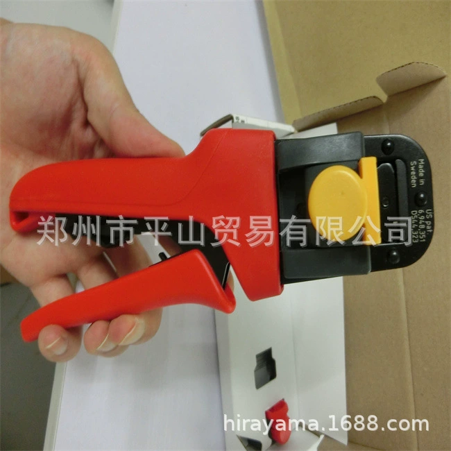 MOLEX Moss зажимные щипцы 63819-0800 Чжэнчжоу Пиншань продажи