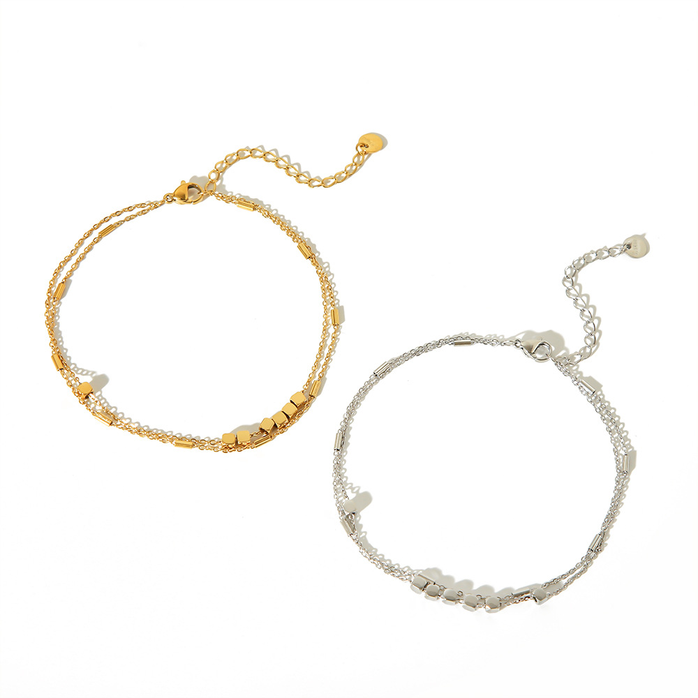 Venta caliente en Europa y América, nuevo estilo, tobillera cuadrada pequeña tridimensional de acero inoxidable femenino, revestimiento al vacío de oro de 18 quilates sin decoloración