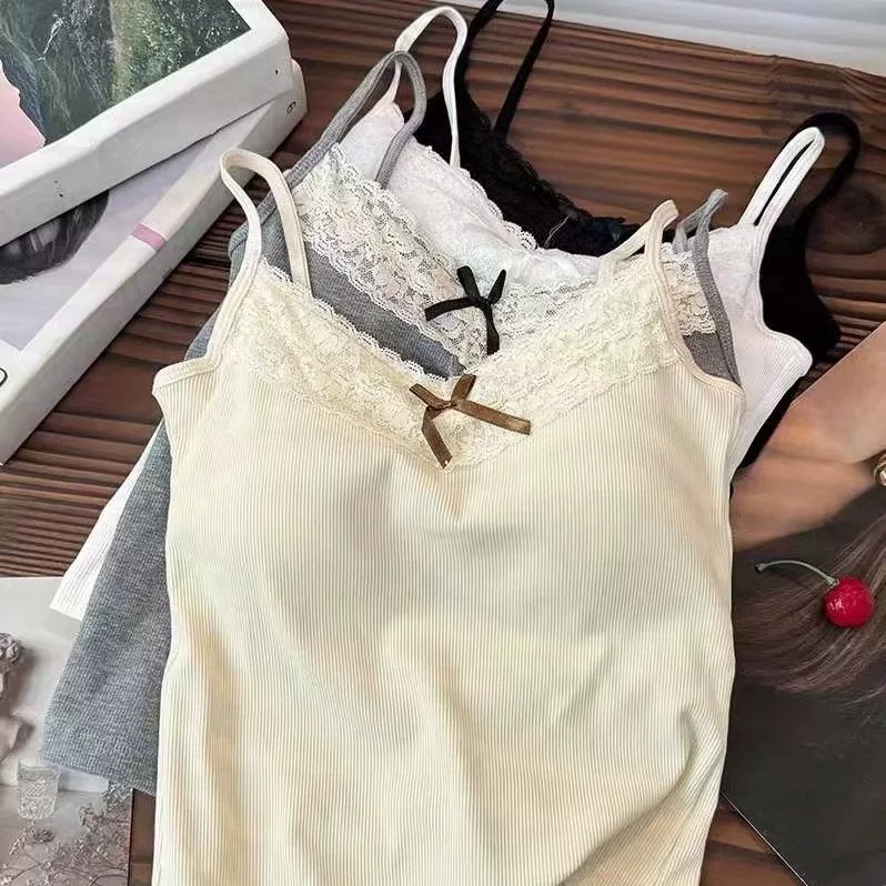 Кружевной облегающий топ-майка с чашечками и бантом, без рукавов, one size (80–125 килограмм)