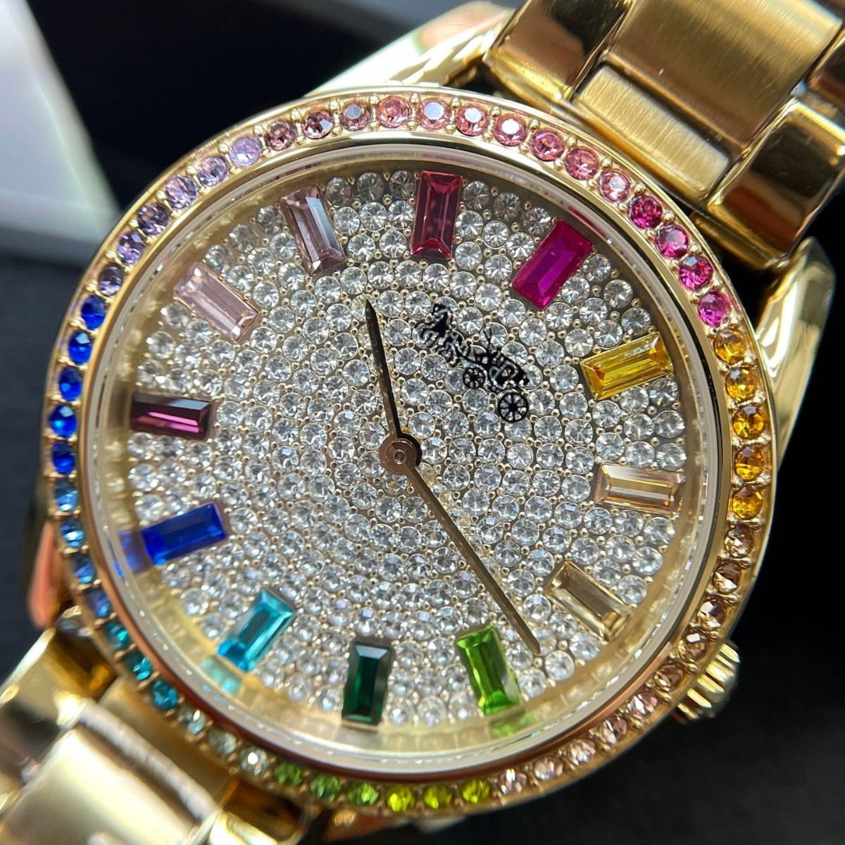 Xiaohongshu Koujia Feichi Ch Gypsophila Women's Watch Fashion Steel Strap Bracelet Women's Watch European and American Quartz Wristwatch