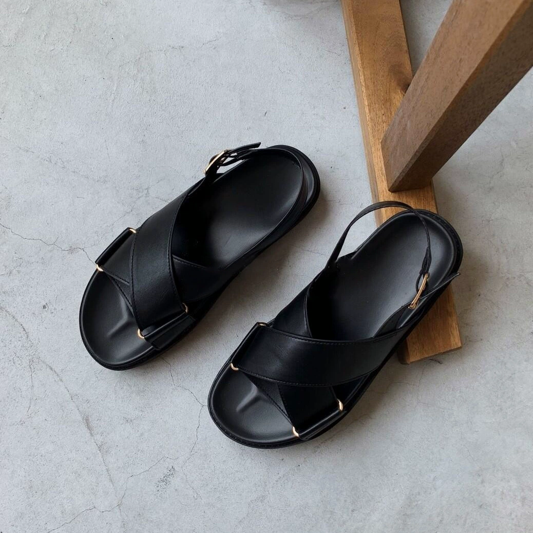 Версия из воловьей кожи ~ Маленькие повседневные сандалии из натуральной кожи на толстой подошве для женщин, которые можно носить летом, римские сандалии на платформе с открытым носком и тапочки.