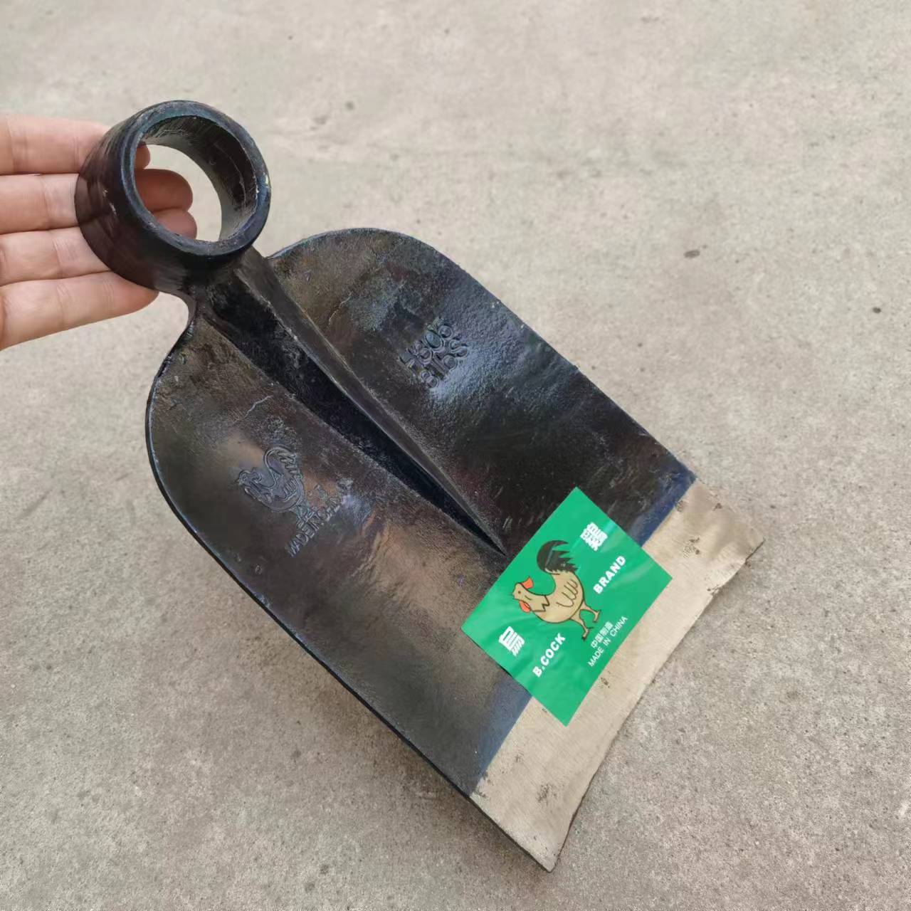 H305 锄头  坎土曼