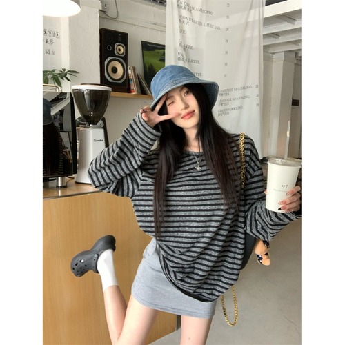 Striped long-sleeve T-shirt 2025 autumn new Korean style loose medium-long length outerwear innerwear base student top trendy