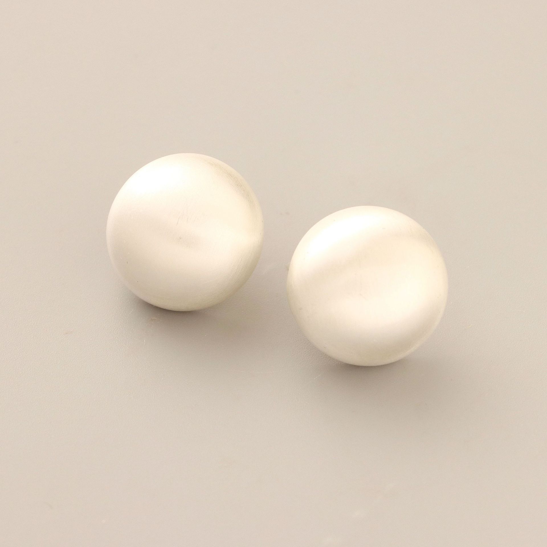 Simple Style Round Copper Gold Plated Ear clips Ear Studs 1 Pair