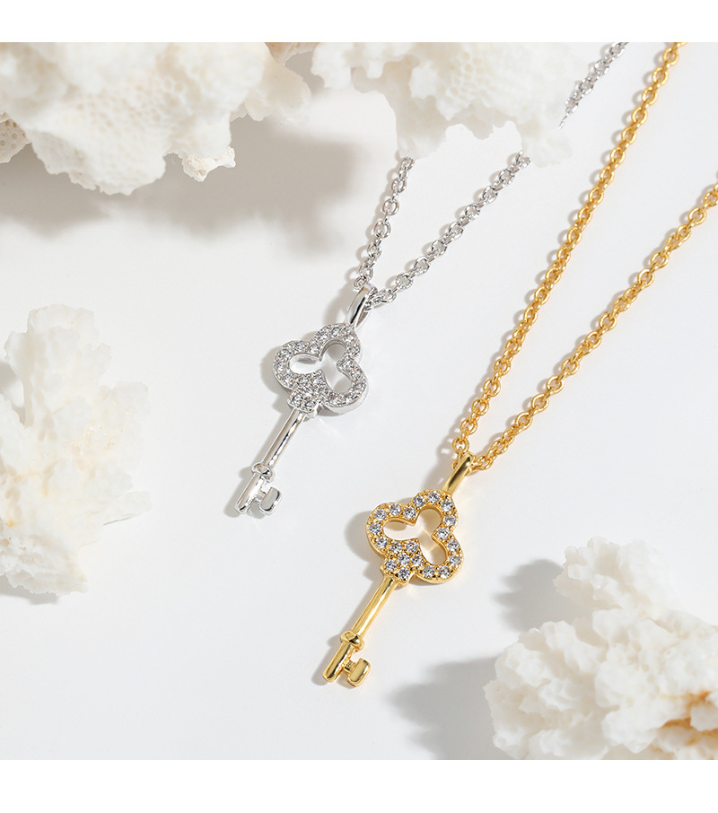 Colored gold clover zircon hollow short collarbone chain irregular INS minimalist artistic style lucky key necklace_voghion.com
