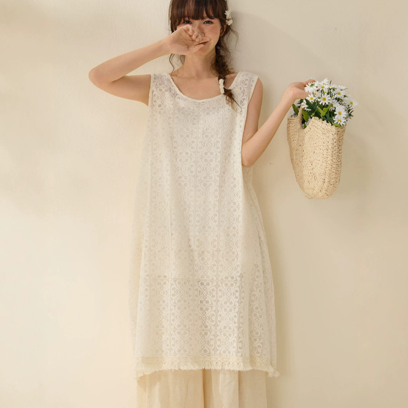 2026 Summer New Style Mesh Bottom Square Embroidered Hollow Long Vest Retro High-End Japanese Layered Sleeveless Dress