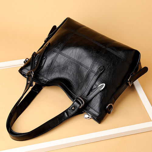 Amazon Women's Bag 2025 PU Soft Leather Texture Large Capacity Fashion Splicing Tote Bag