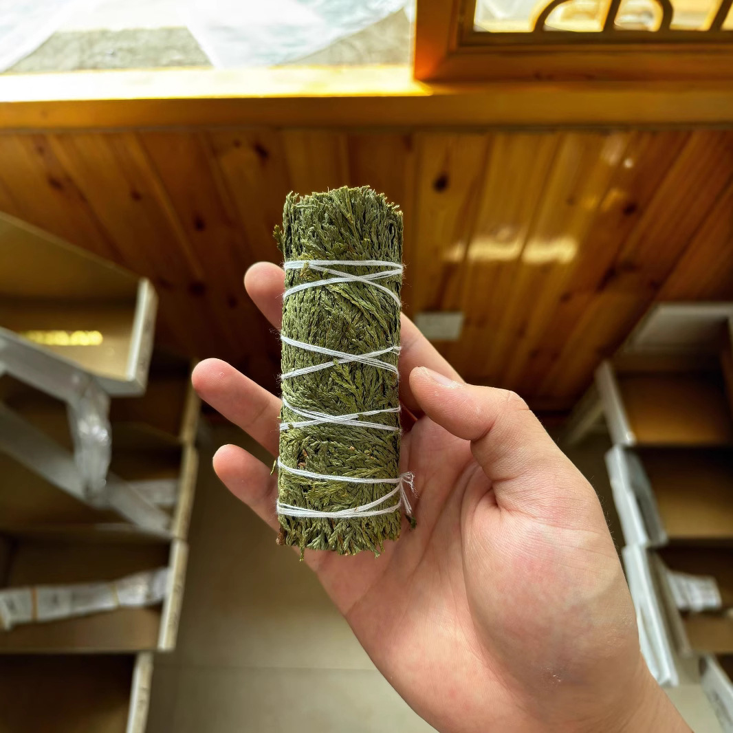 天然の白い鼠の尾の草のアメリカのカリフォルニア州のwhiteageの香薫の杖の雪の松の杖の縛りの空間の卸売りはまたがります。