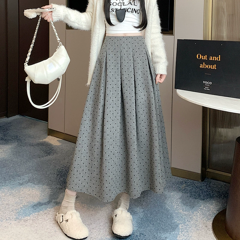 Текущая шерстяная юбка из смешанного текстиля женская 2024 зимняя модель с высокой талией тонкая средняя и длинная юбка с маленькой любовью