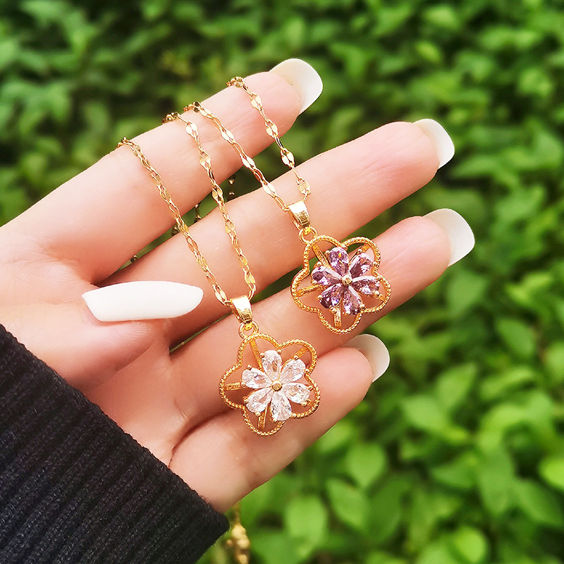 Fashion Flower Titanium Steel Inlay Zircon Pendant Necklace 1 Piece