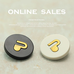 [Yi Sen] Chanel-style Elegant Lady-Style Antique Bronze Heart-Shaped Black-and-White Button Suit Jacket with Fur Trim, Decorative Buttons