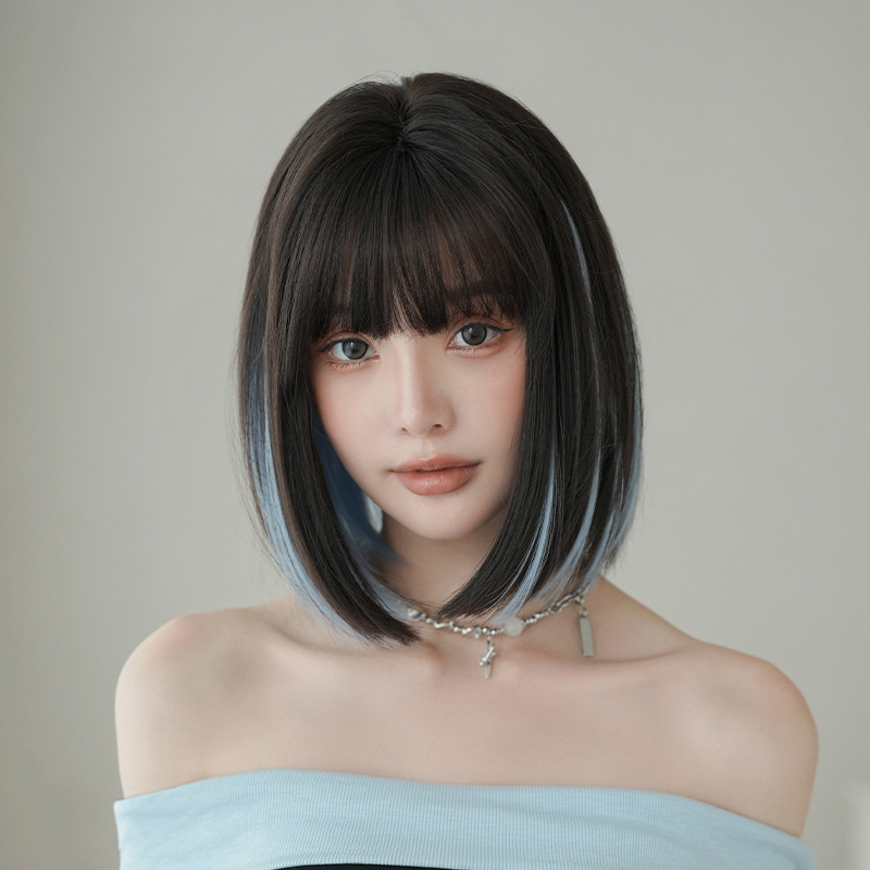 Wig for Women with Short Straight Hair, Blue Highlights, Chemical Fiber Artificial Full Headgear, Internet Celebrity New High-Quality High-Temperature Silk Full Wig