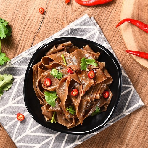 Internet-famous buckwheat noodle skin, non-fried dry mixed noodles, late-night snack instant noodles, staple food, wholesale whole box, meal replacement, spicy oil noodle skin, no-cook